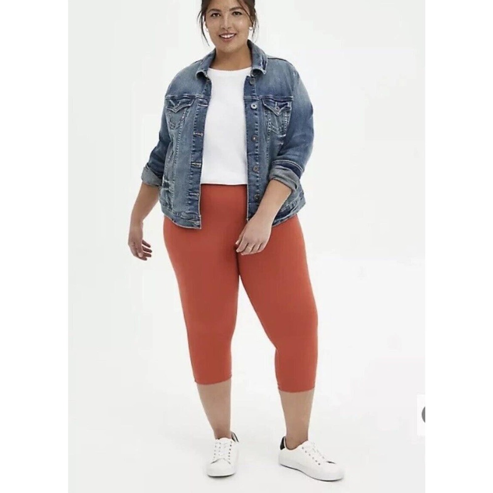 NEW Torrid Capri Premium Leggings Orange Plus Size 2 / 2X